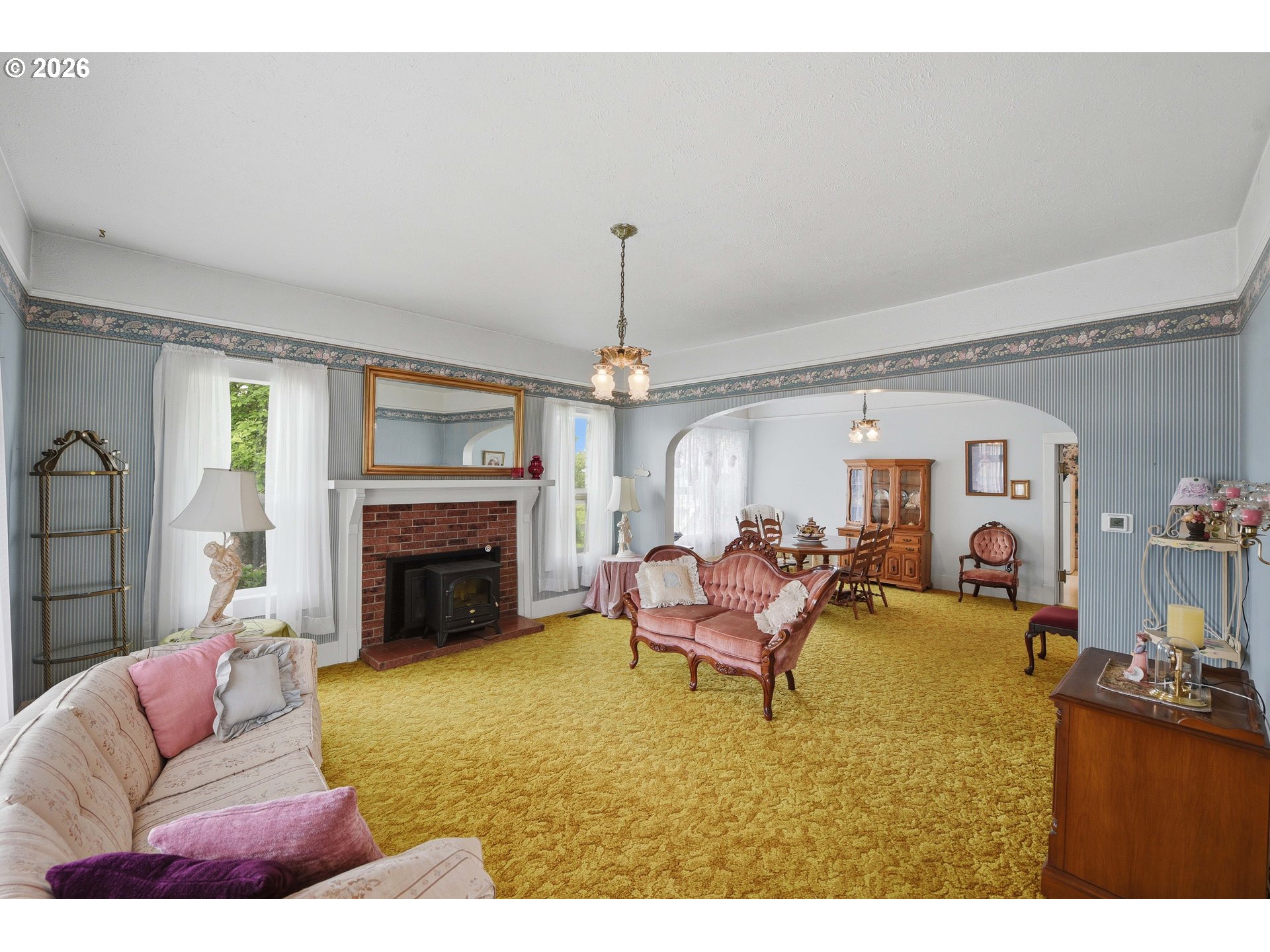 906 C St Property Photo 10