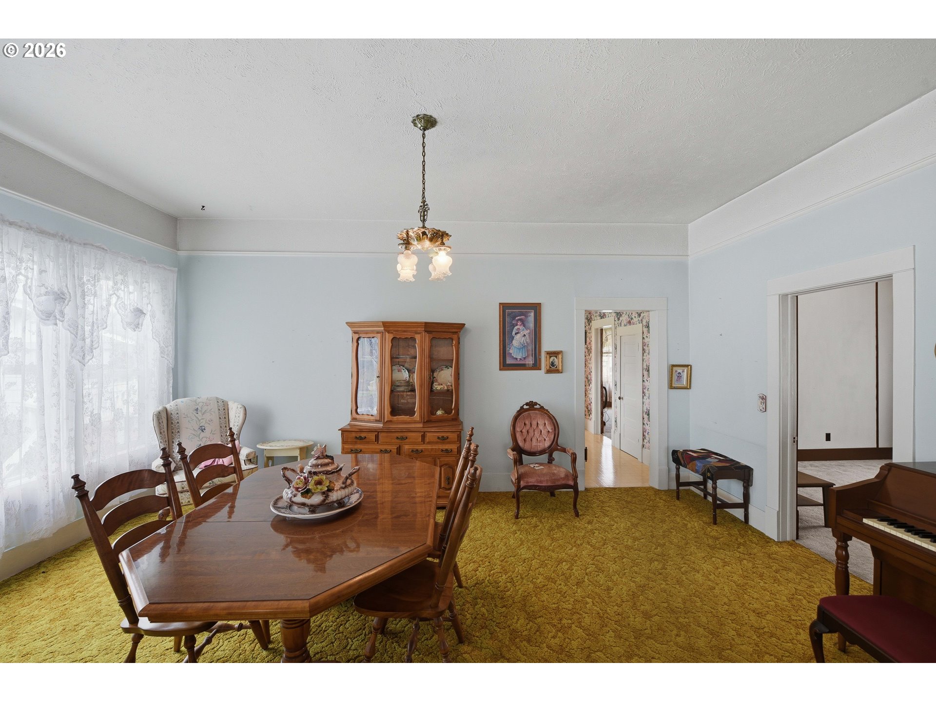 906 C St Property Photo 13