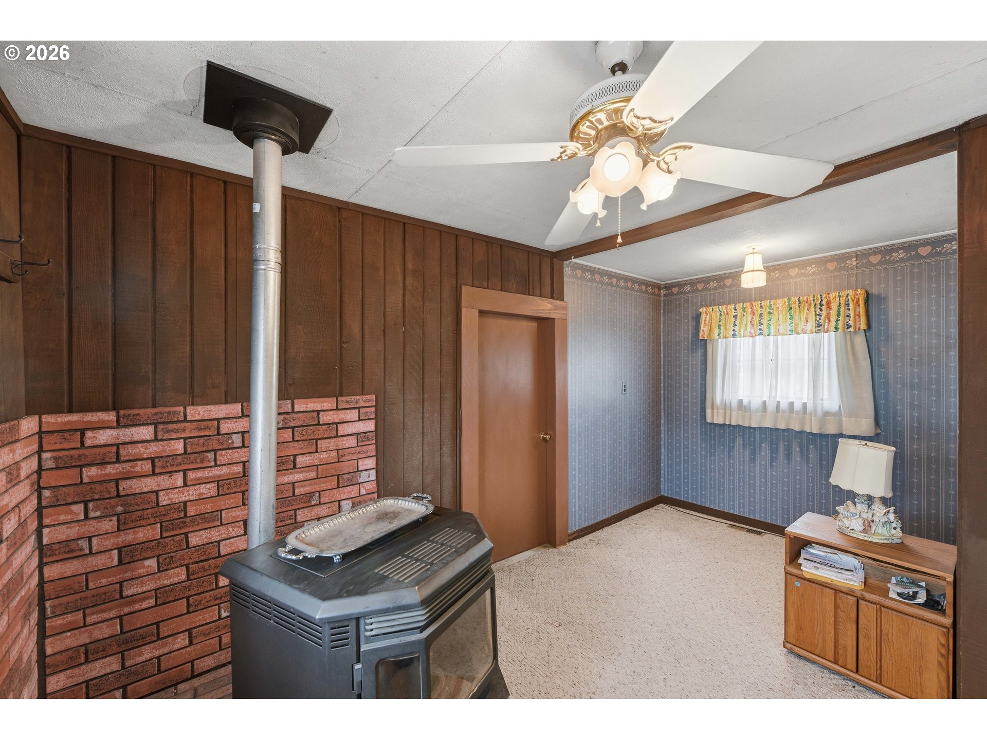 906 C St Property Photo 31