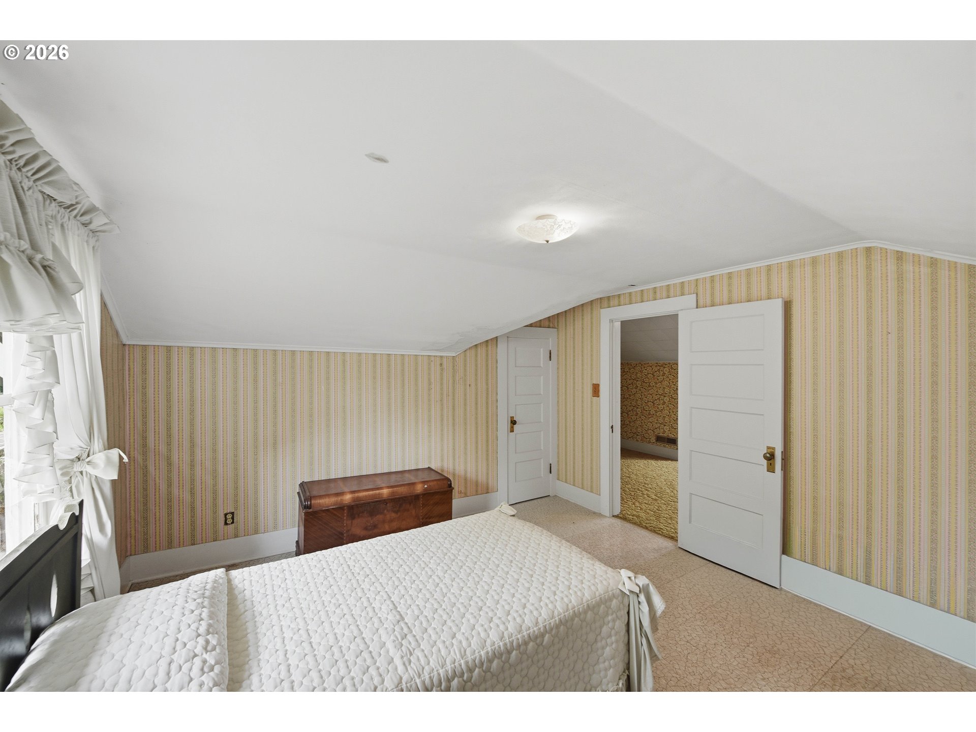 906 C St Property Photo 41