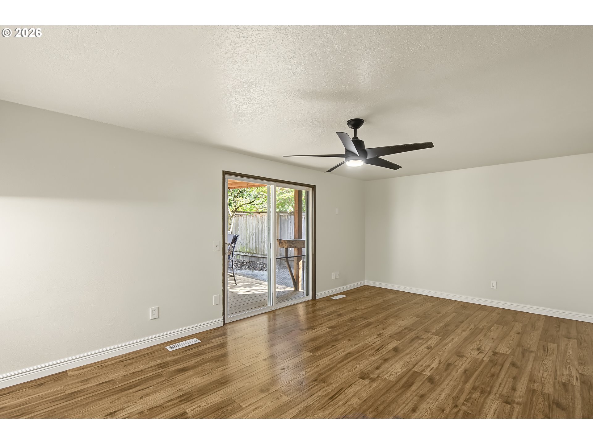 20545 Sw Westside St Property Photo 16