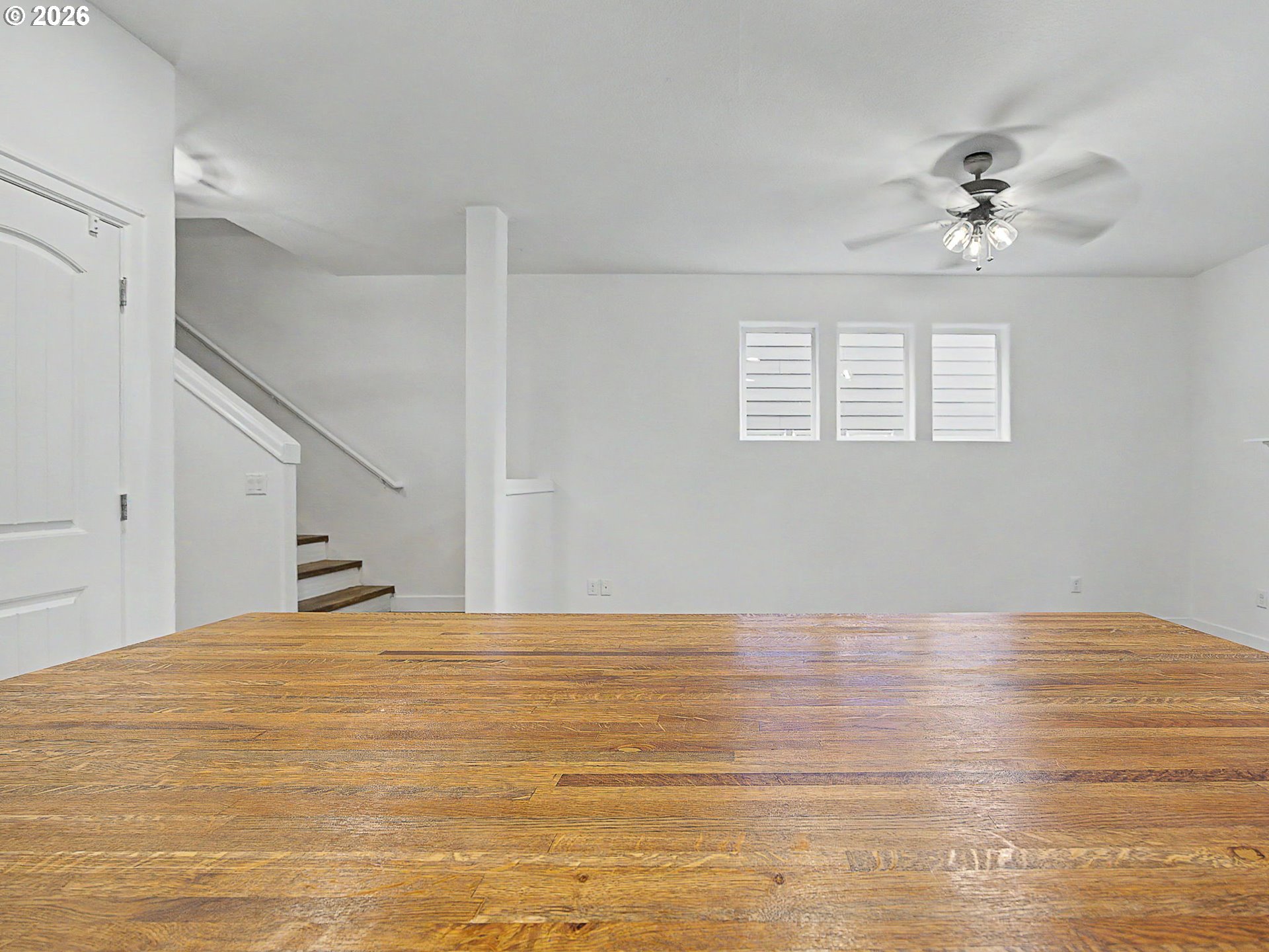 37935 Killarney St Property Photo 16
