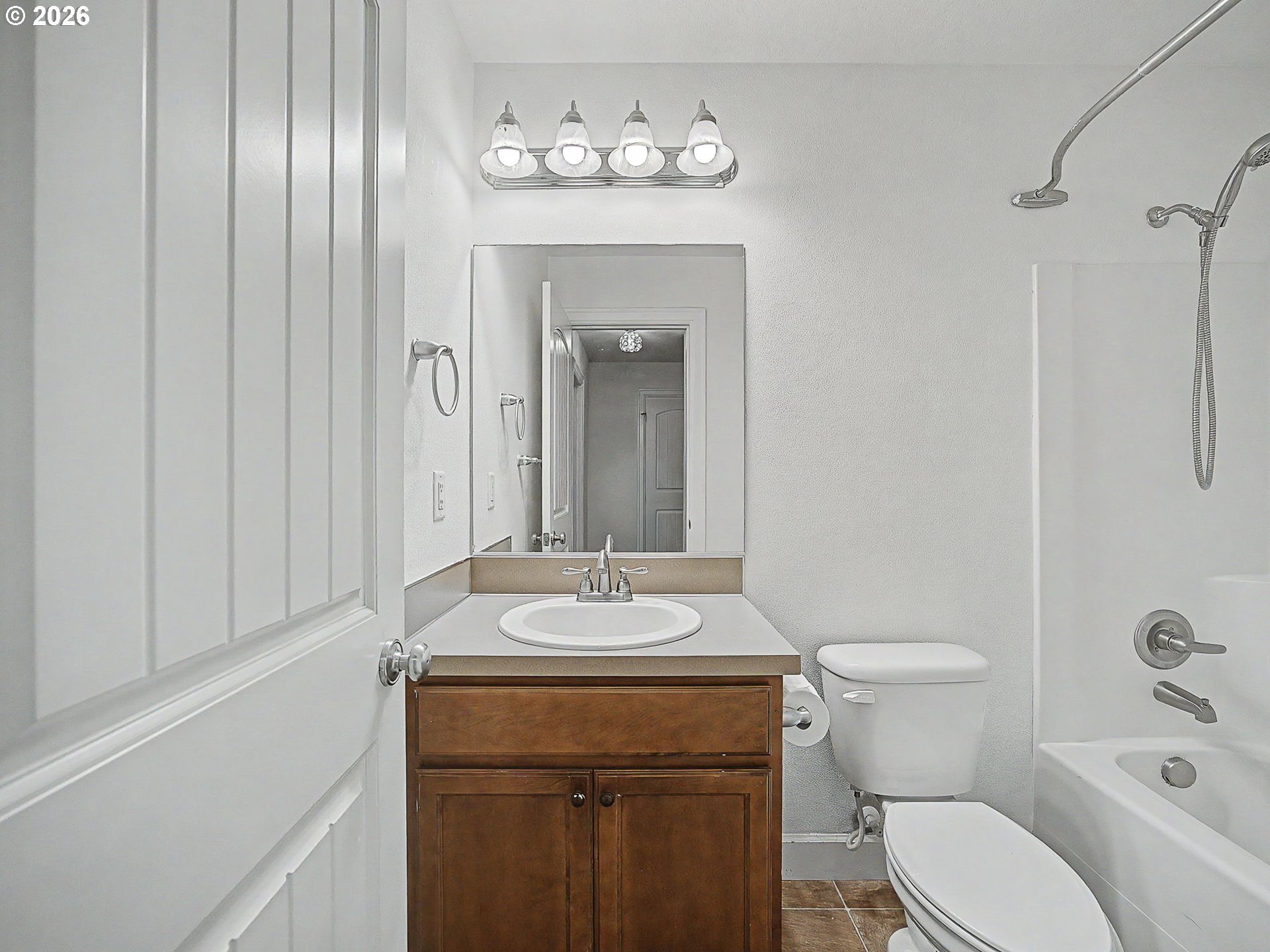 37935 Killarney St Property Photo 28