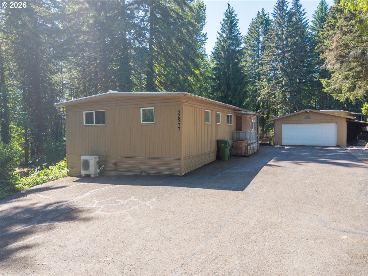 32577 Stone Rd Property Photo 2