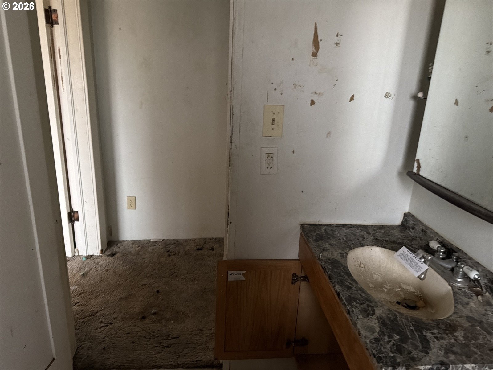 405 S Main St Property Photo 10