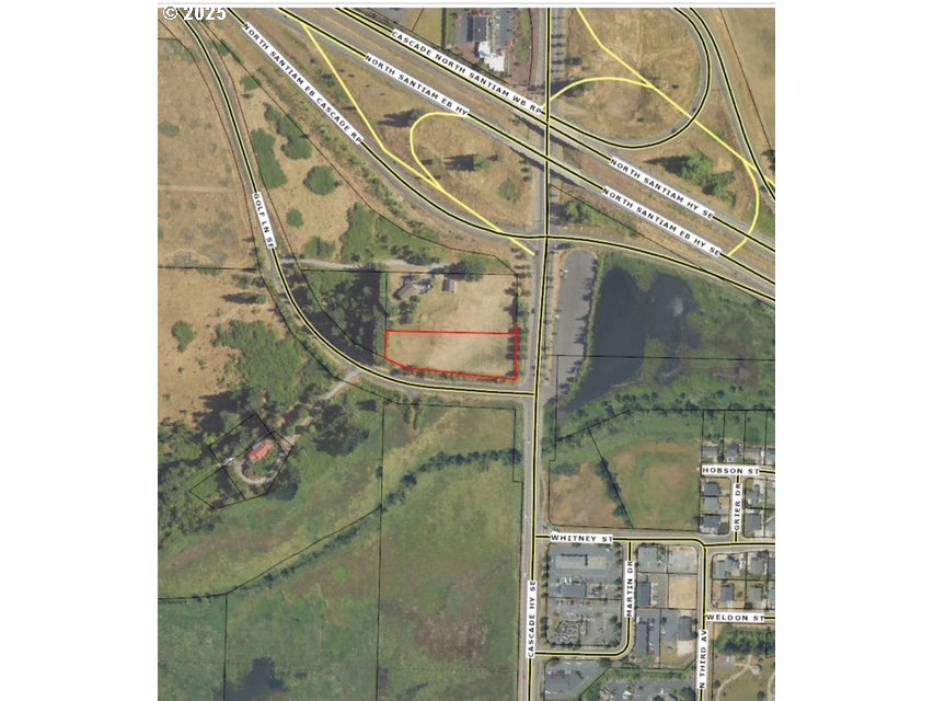 Golf Ln Property Photo 1