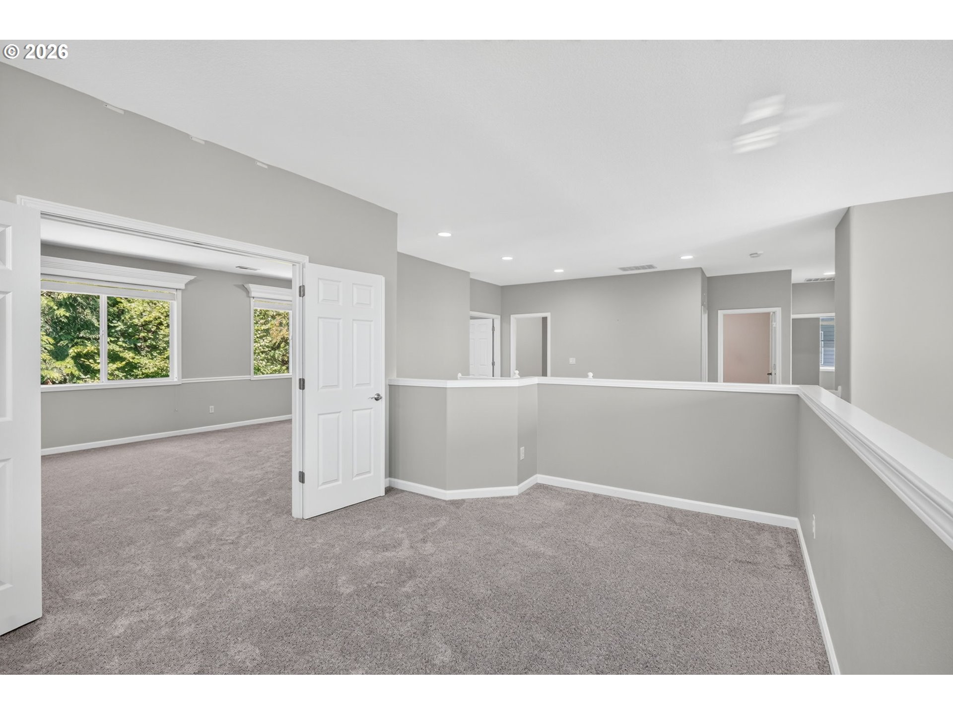 2235 Crestview Dr Property Photo 29