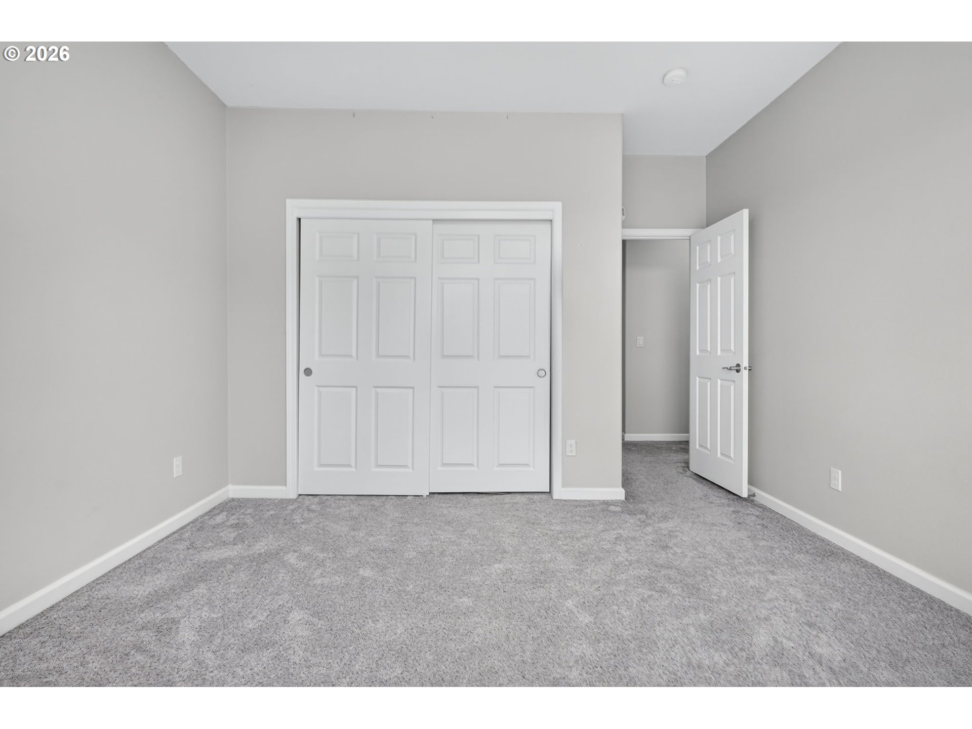 2235 Crestview Dr Property Photo 30