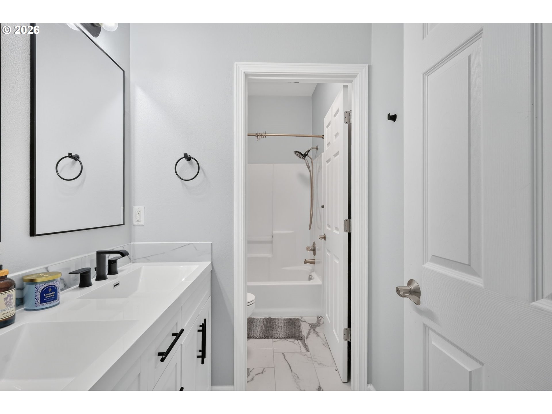 2235 Crestview Dr Property Photo 34