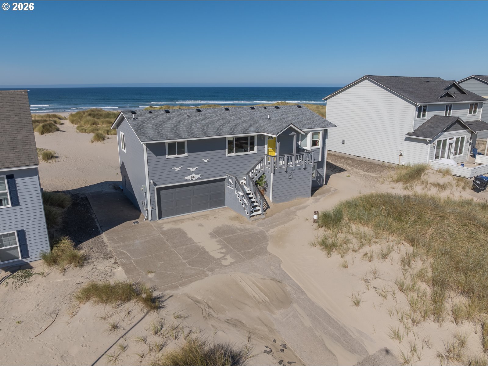 202 Nw Oceania Dr Property Photo 1
