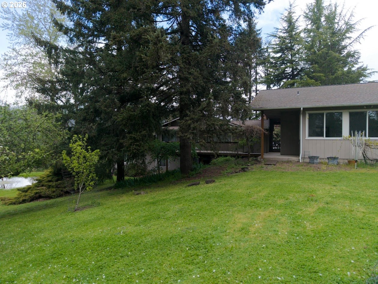 110 Ne Thousand Oak Dr Property Photo 30