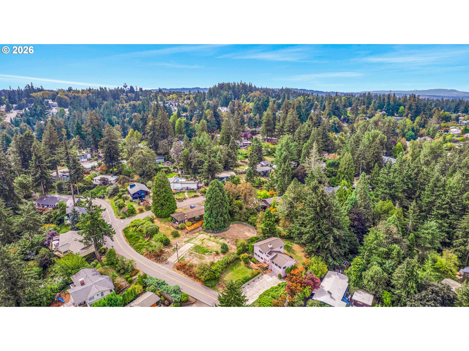 2665 Hillcrest Dr Property Photo 11