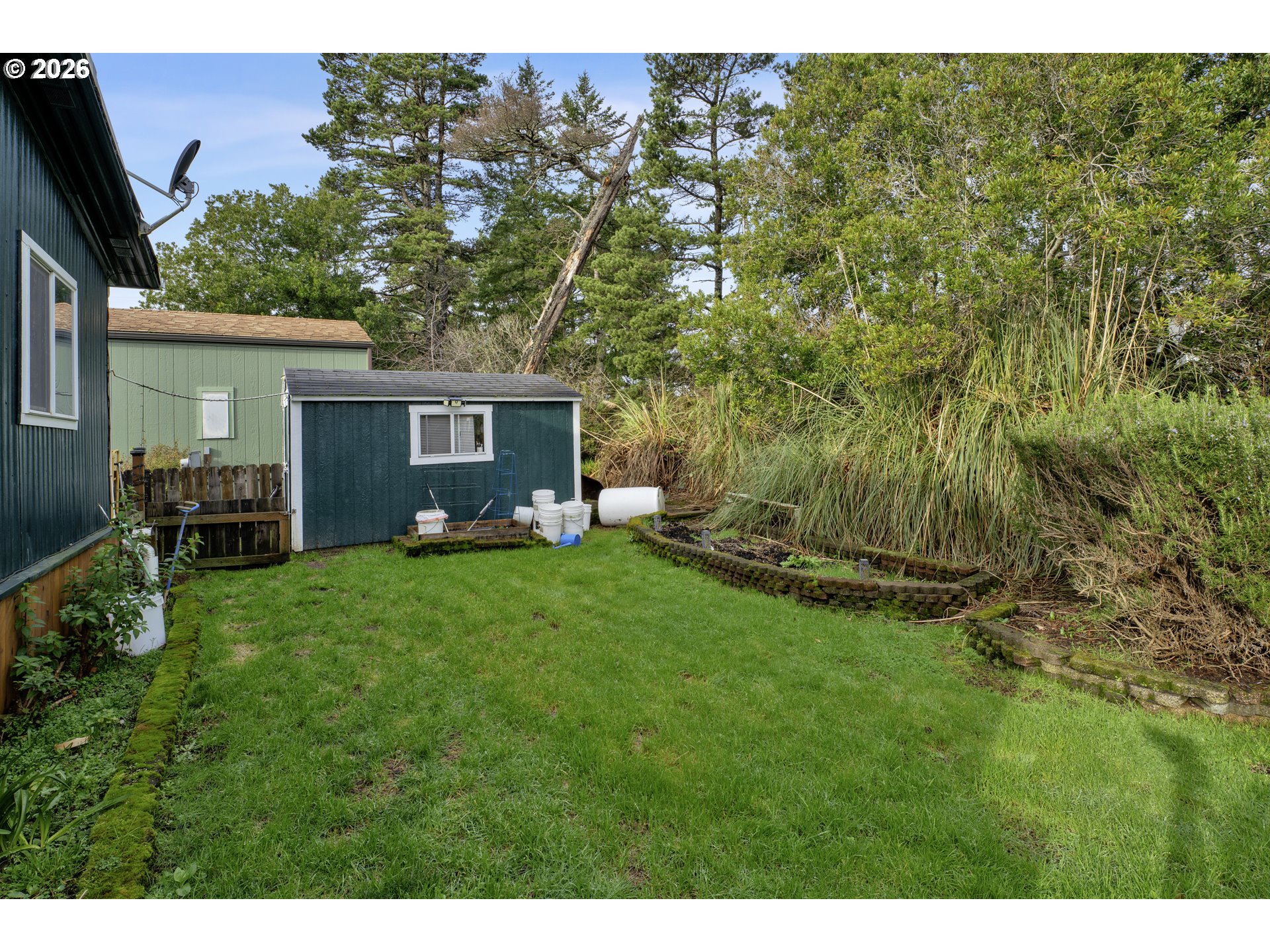3760 Highway 101 4 Property Photo 24