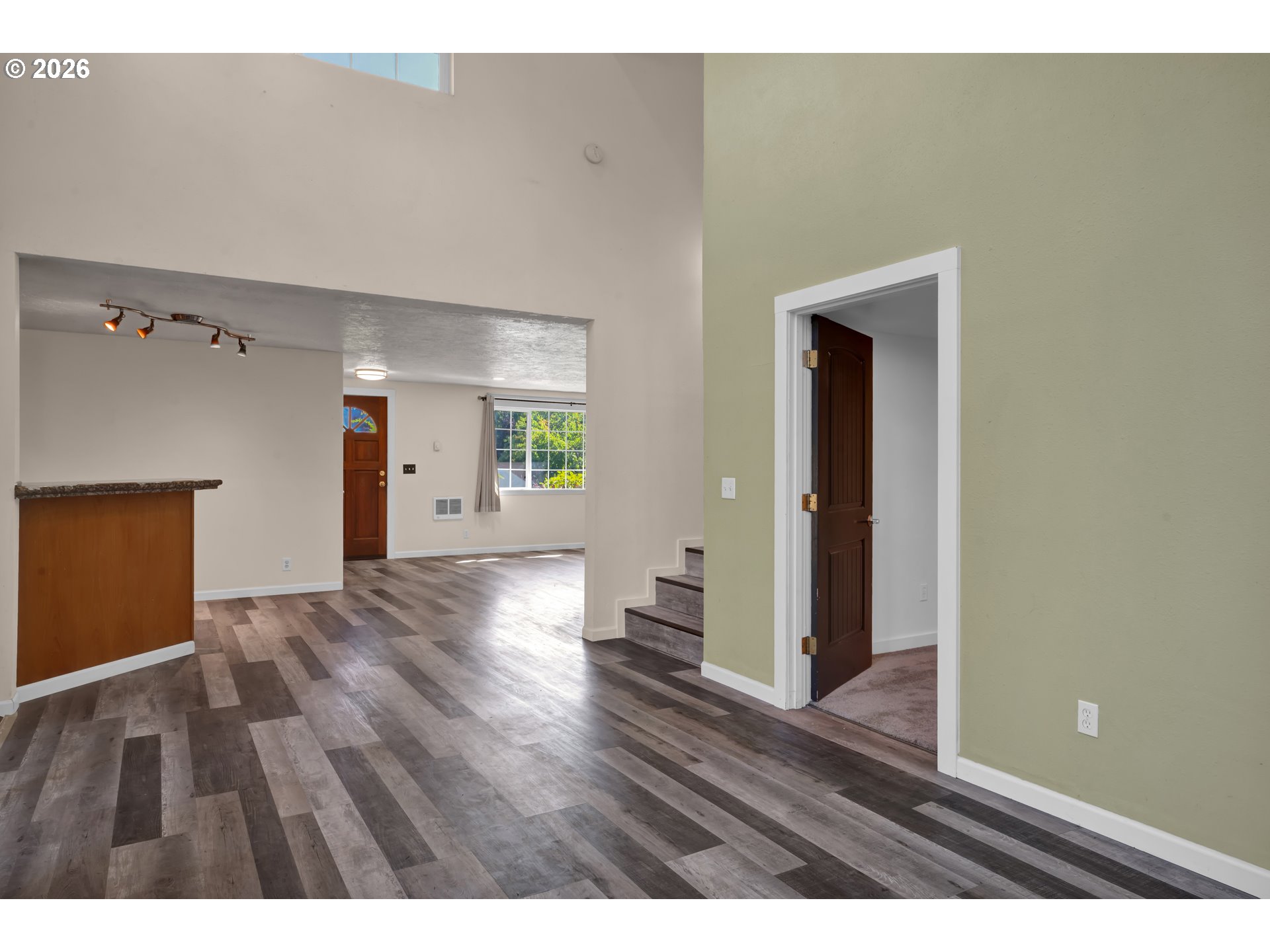 947 S R St Property Photo 18