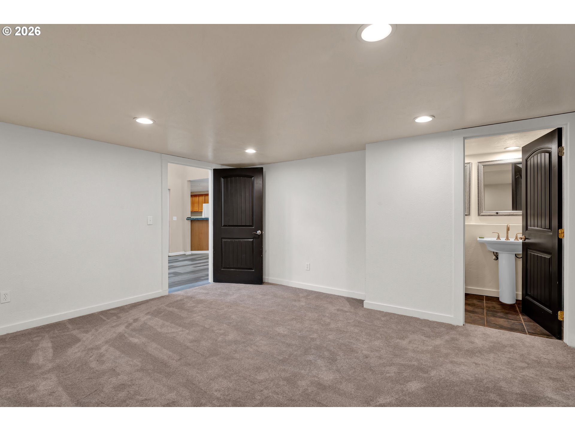 947 S R St Property Photo 19