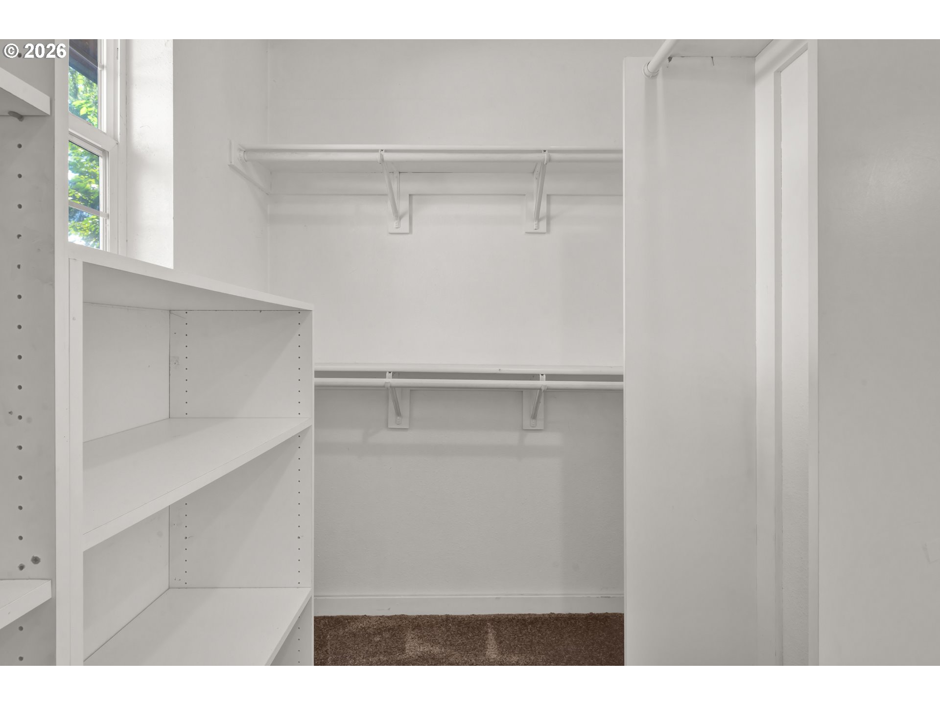 947 S R St Property Photo 36
