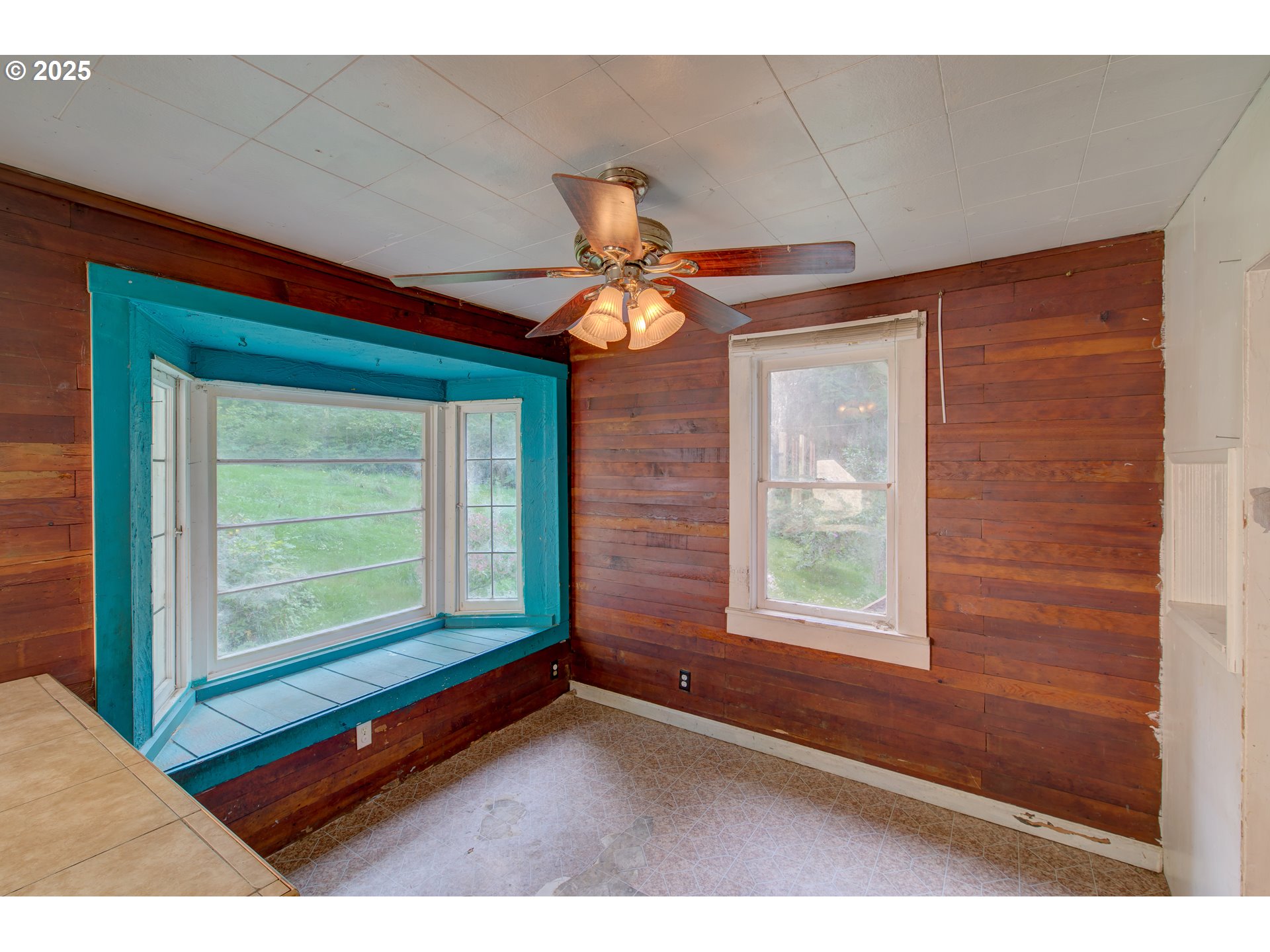 43620 Sylvandale Ln Property Photo 9