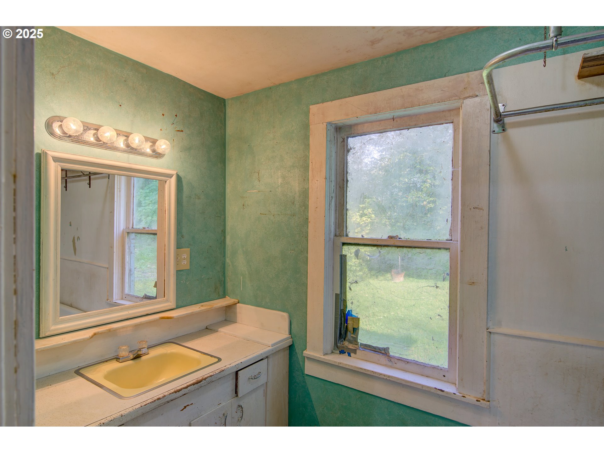 43620 Sylvandale Ln Property Photo 16
