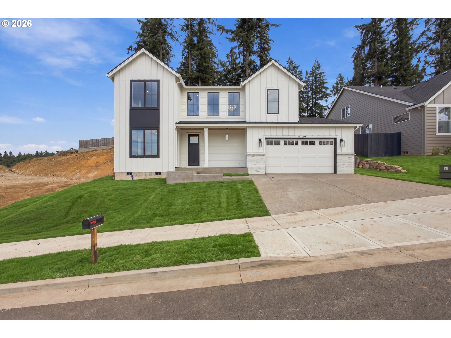 16100 Serres Farms Way Property Photo 1
