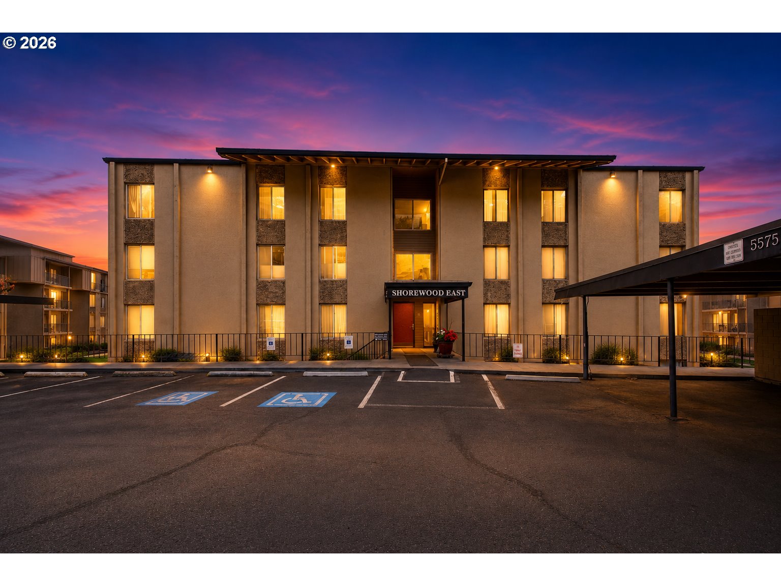 5575 E EVERGREEN BLVD 4103