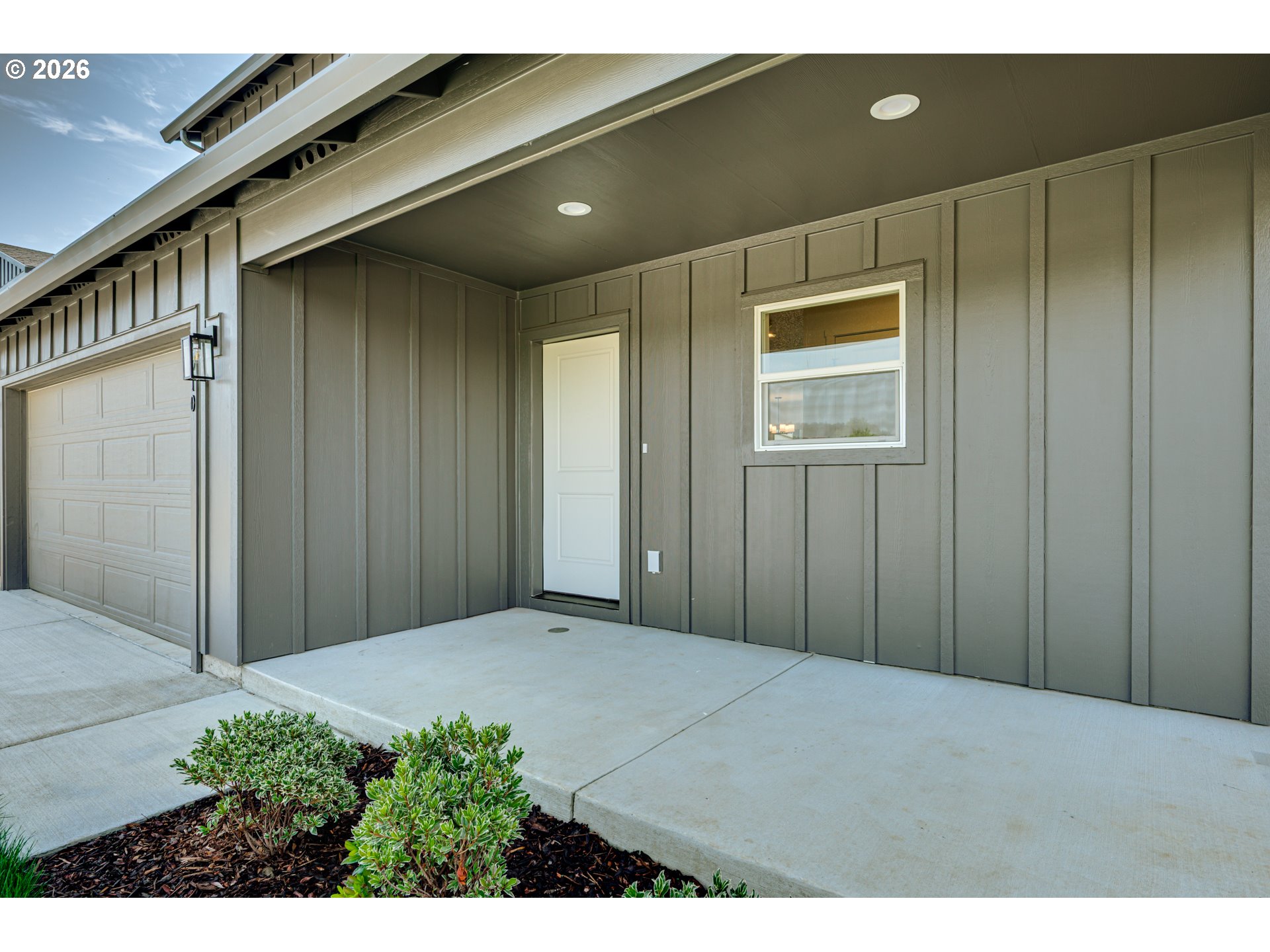 2010 Henderson Way Property Photo 3