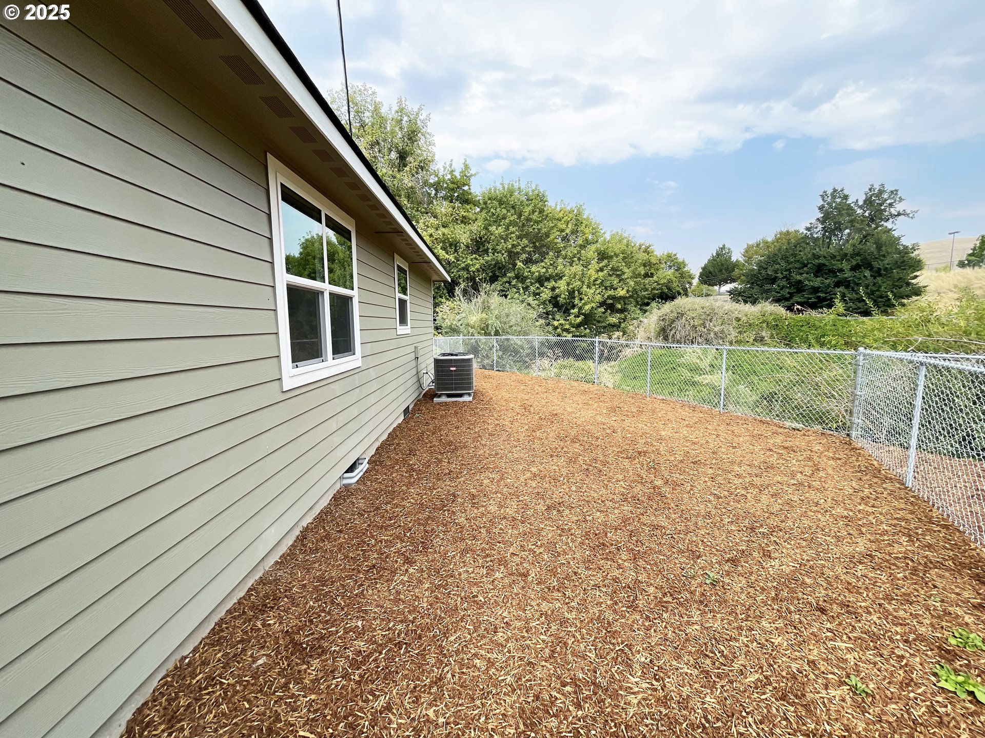 310 N Chase Property Photo 15