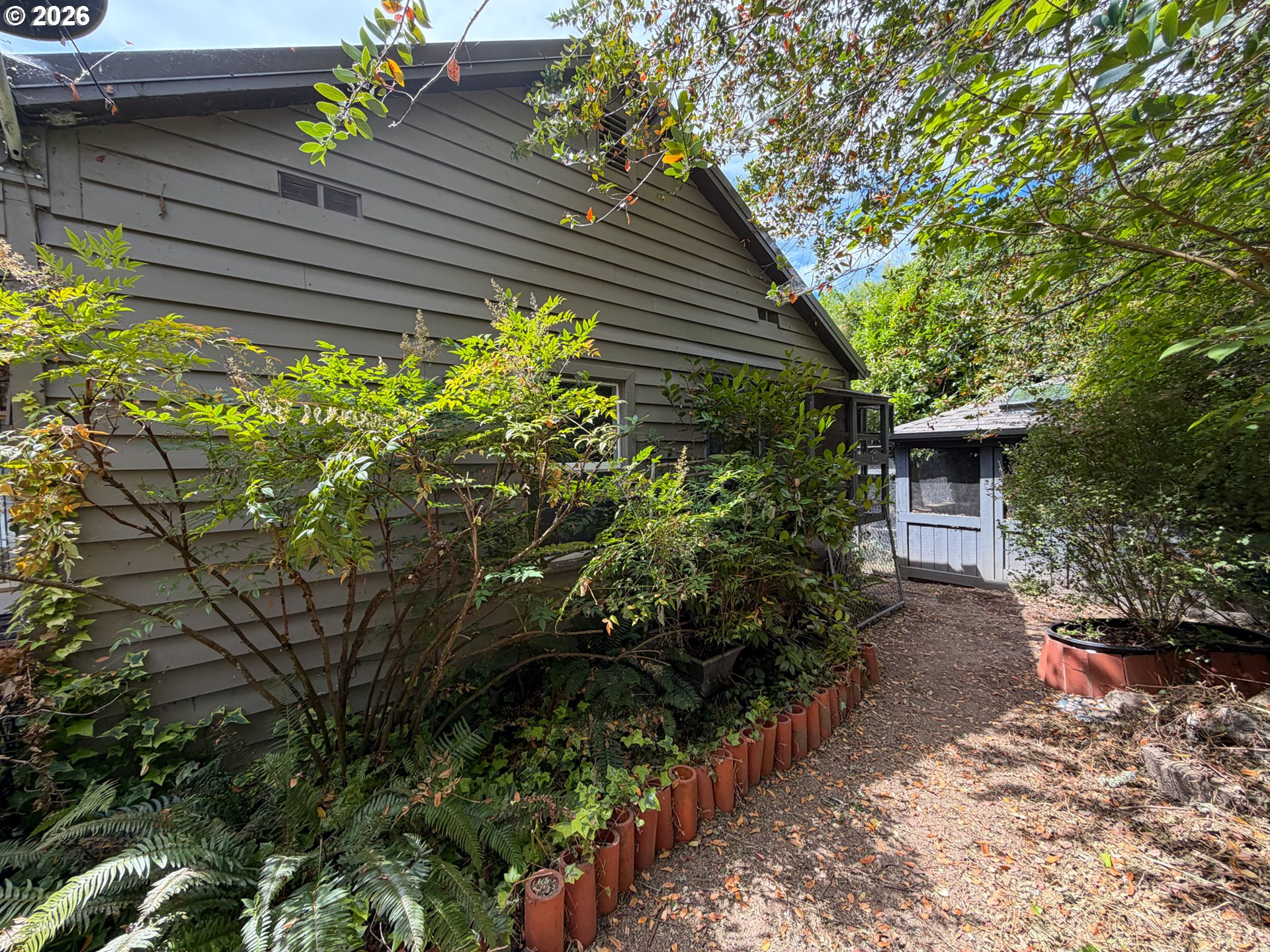 738 W Union St Property Photo 28