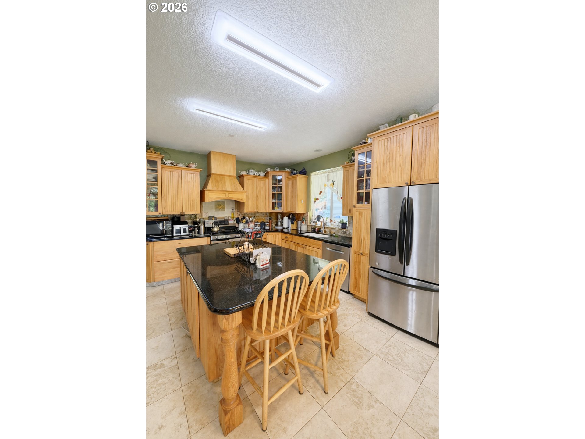 18525 Ne Buncombe Hollow Rd Property Photo 6