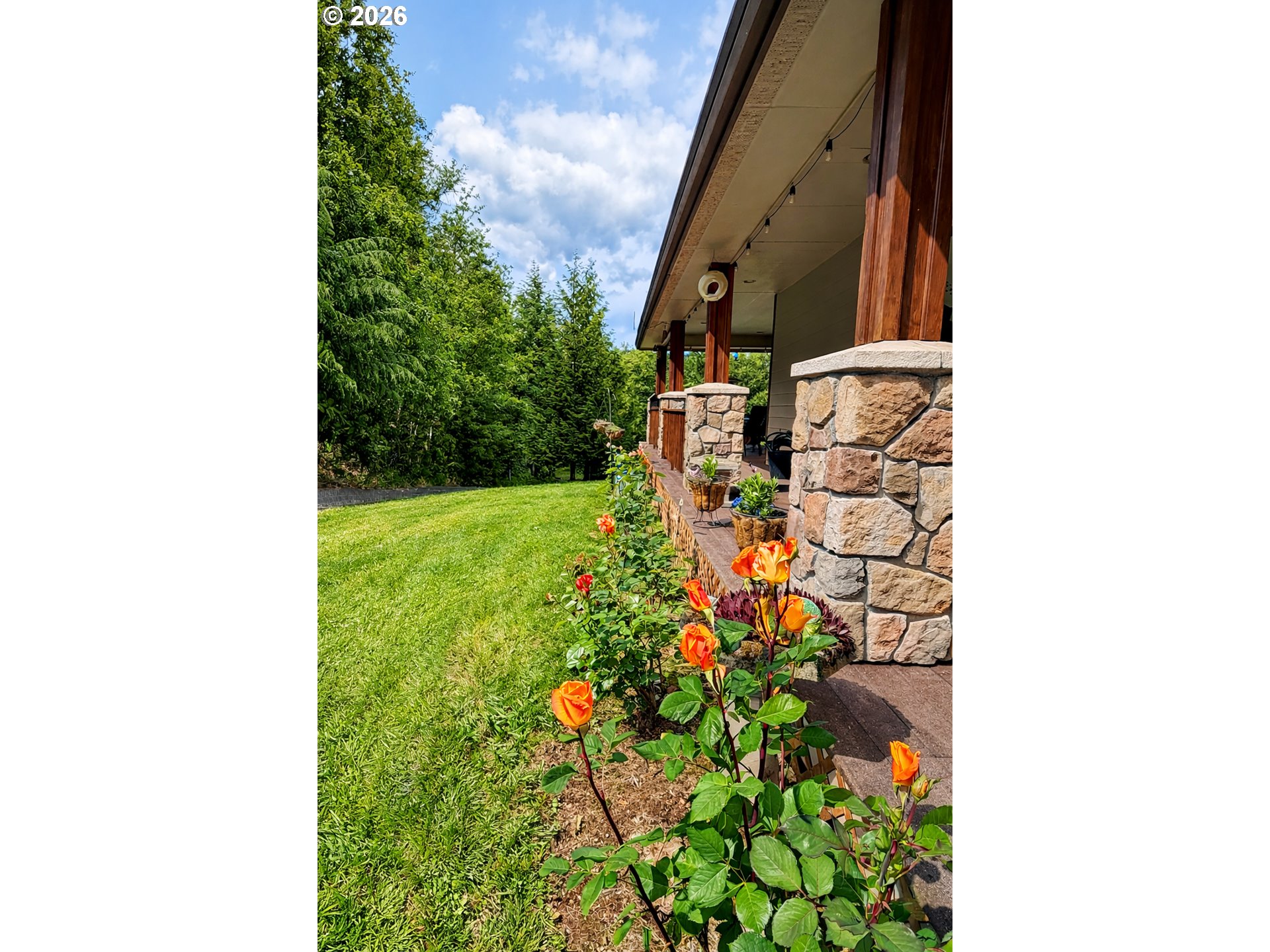 18525 Ne Buncombe Hollow Rd Property Photo 26