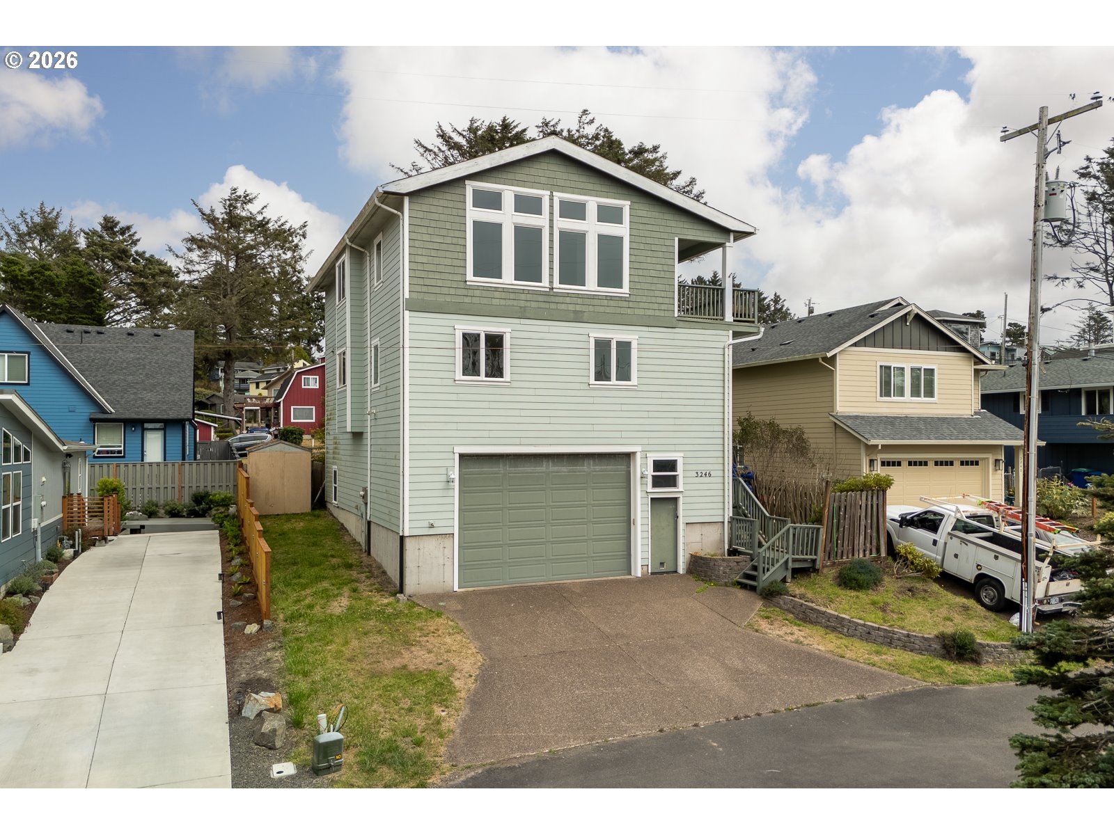 3246 Nw Mast Ave Property Photo 1