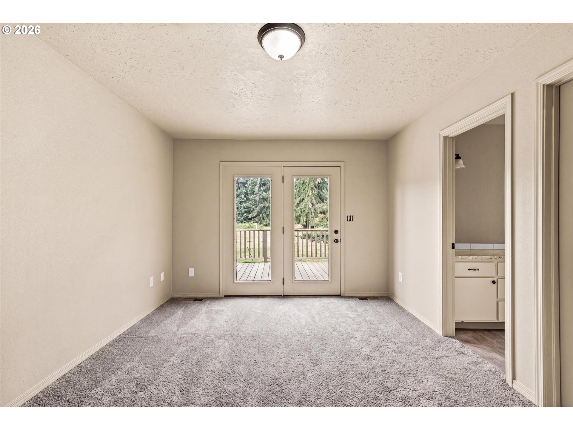 4657 Ohio St Property Photo 22