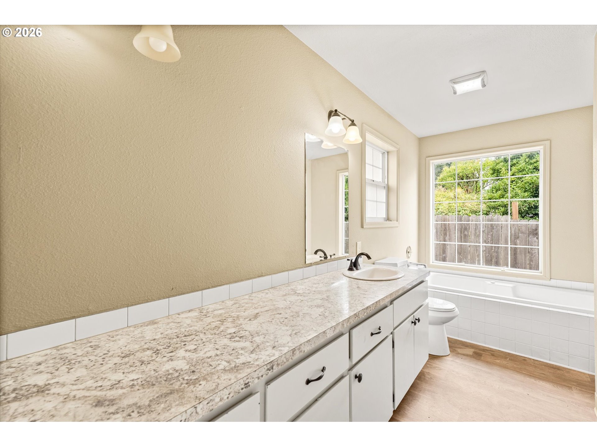 4657 Ohio St Property Photo 23