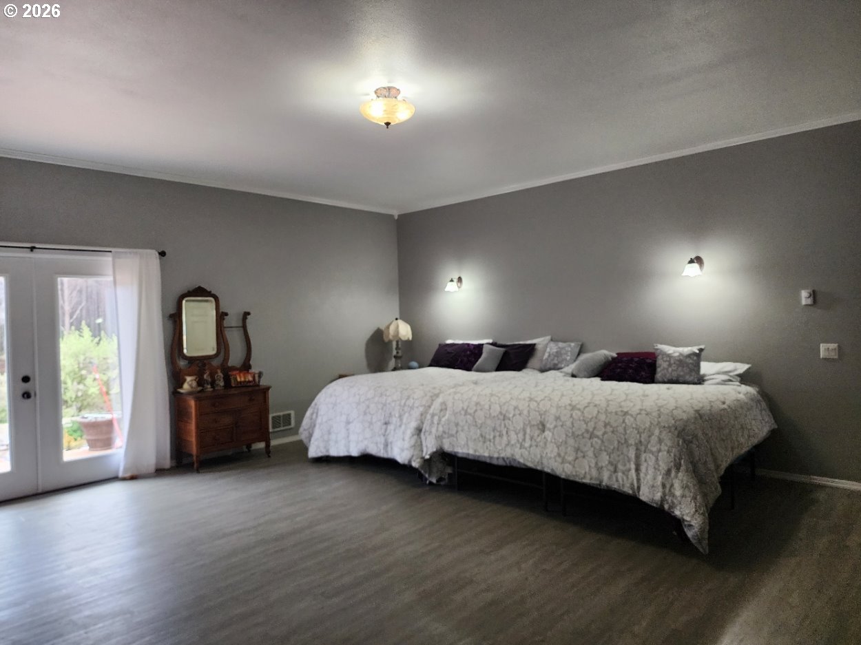 42793 Kreiger Ln Property Photo 12