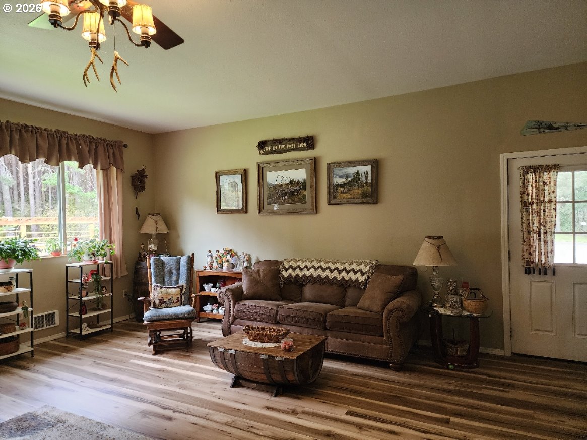 42793 Kreiger Ln Property Photo 31