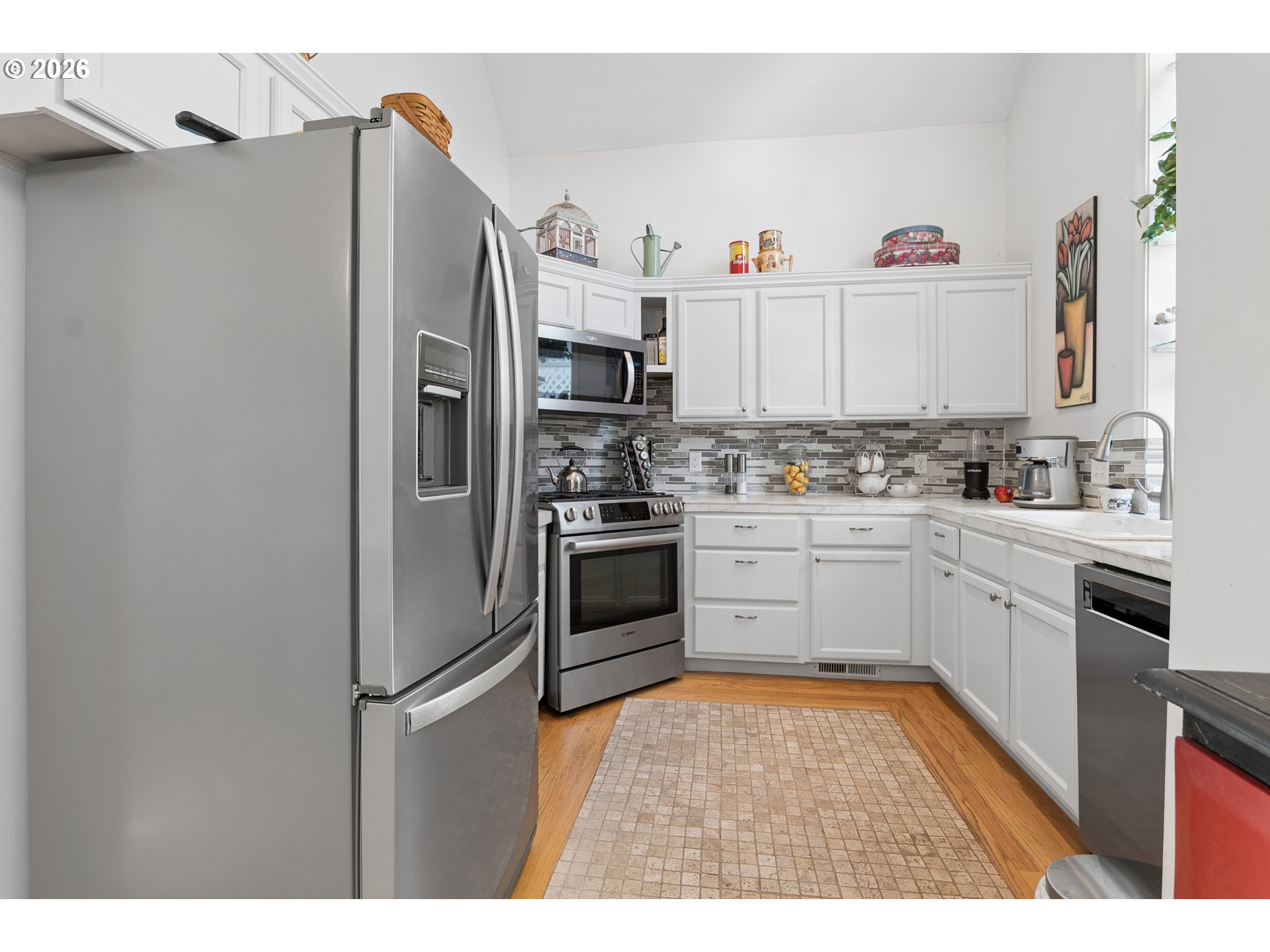 327 S 46th St Property Photo 12