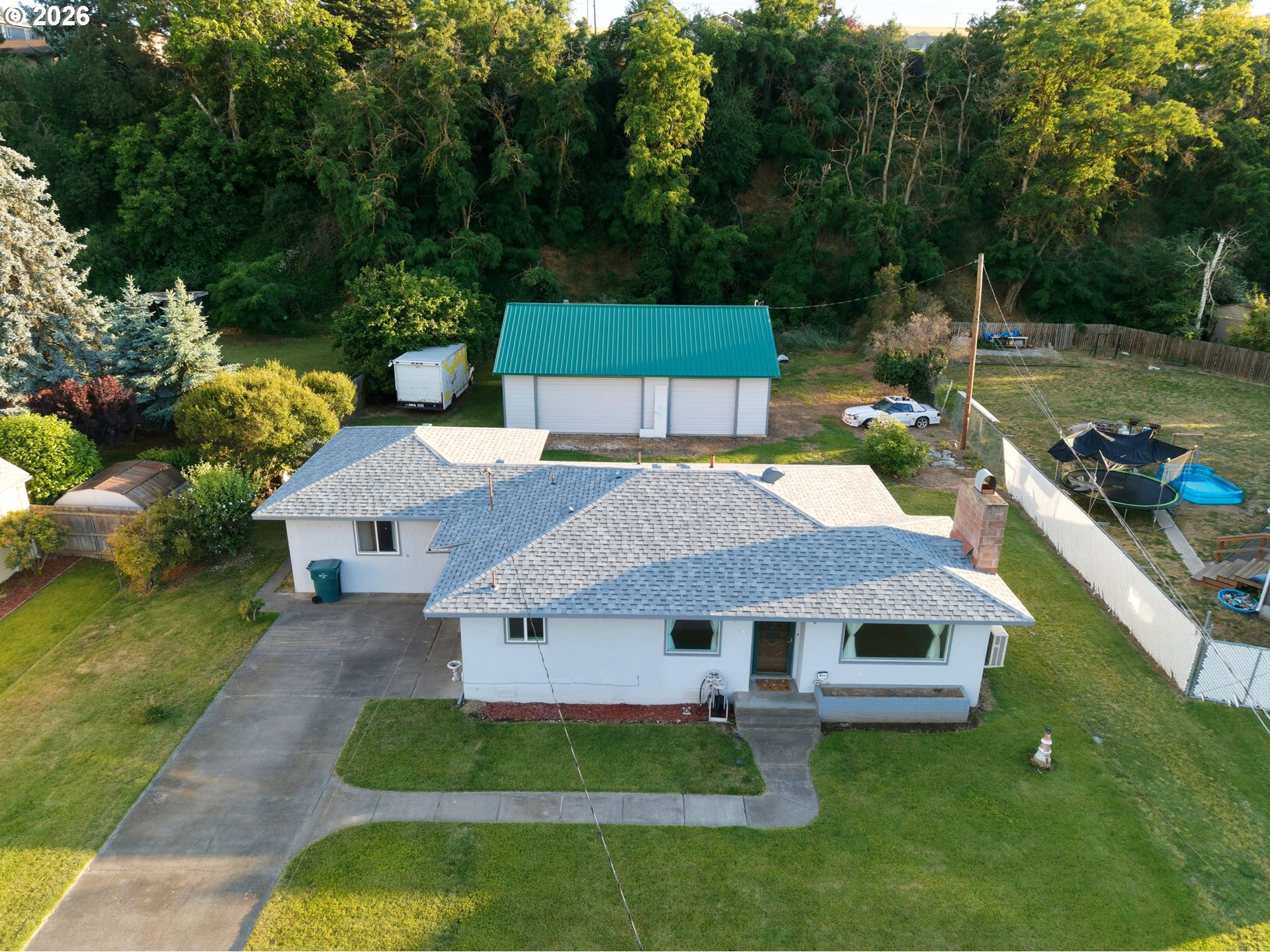 636 PIERCE ST Property Photo 1
