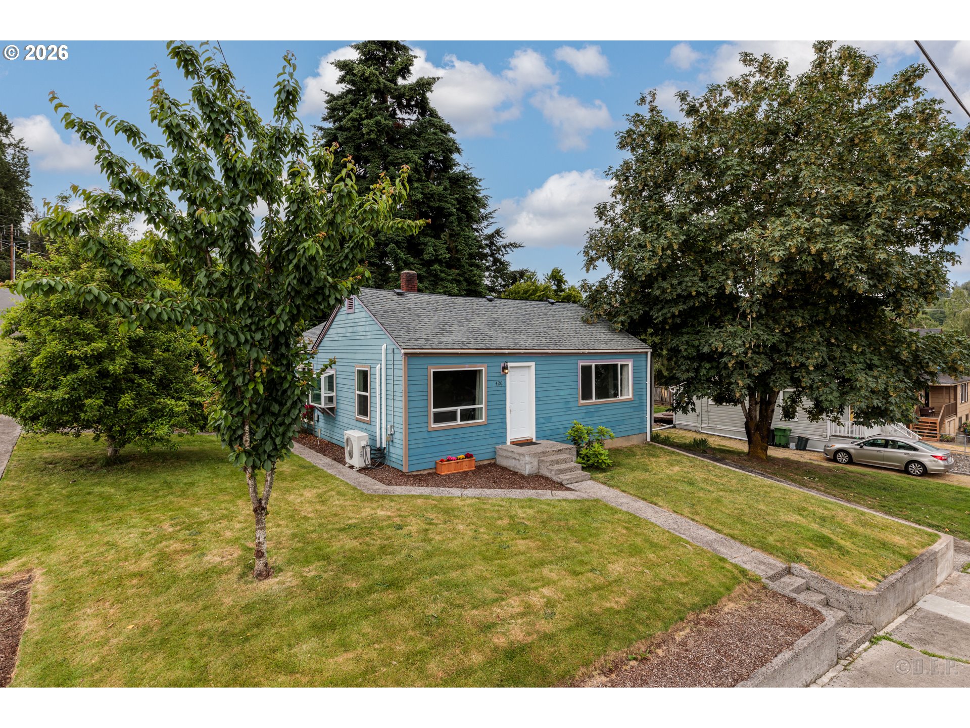 420 E D ST Property Photo 1