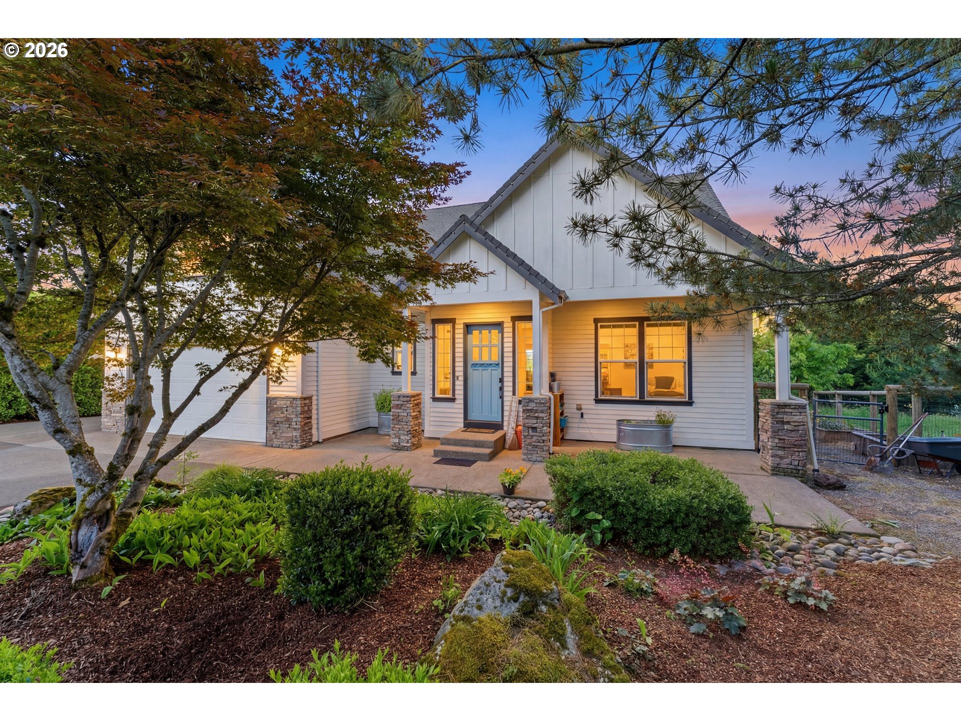 17908 S Lavine Ln Property Photo 2