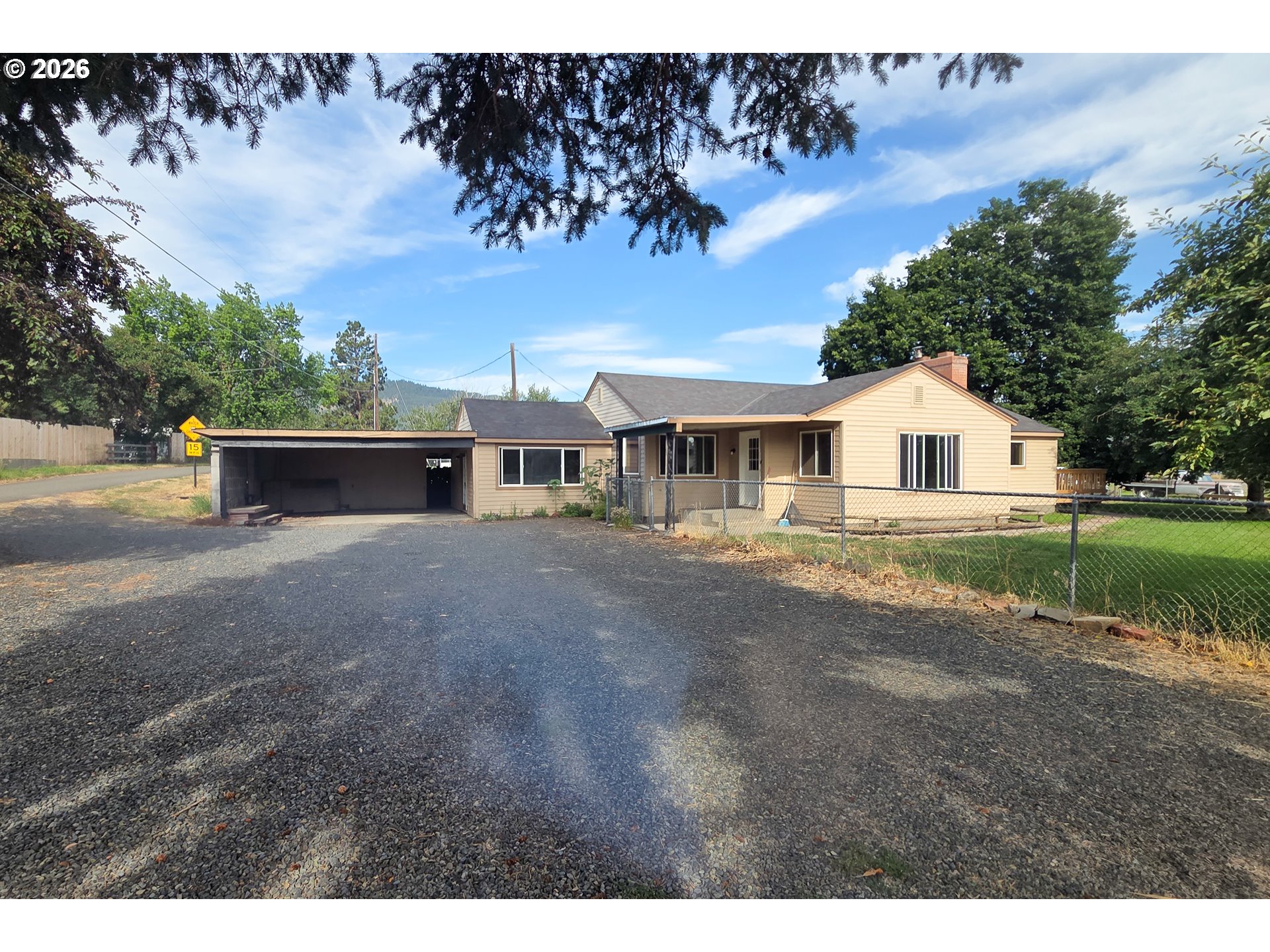 109 Highway 82 Property Photo 2