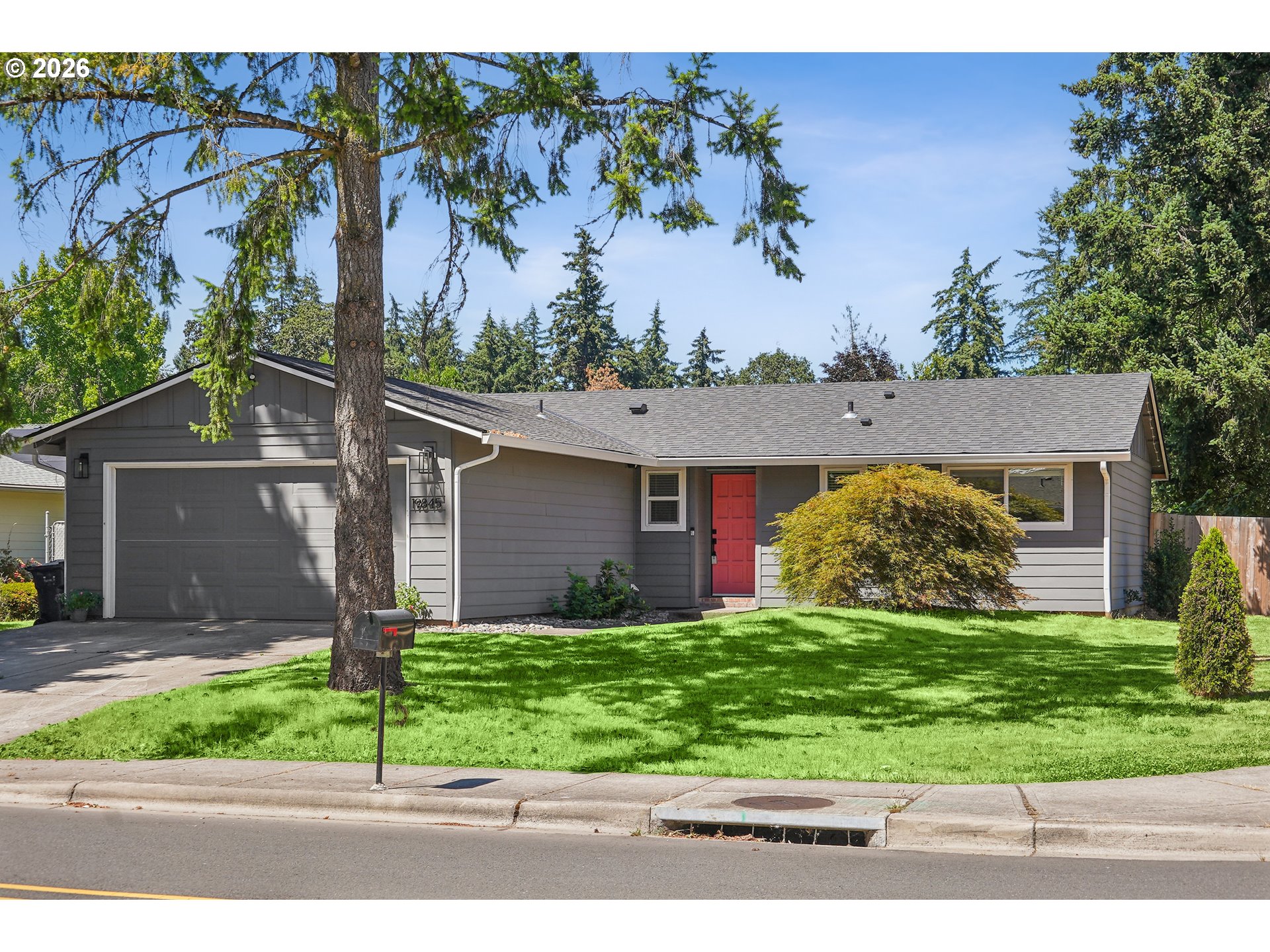 19845 Sw Deline St Property Photo 1