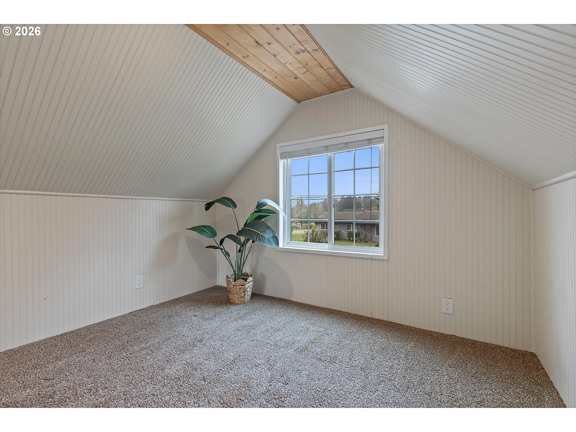 5093 Ne 49th St Property Photo 19