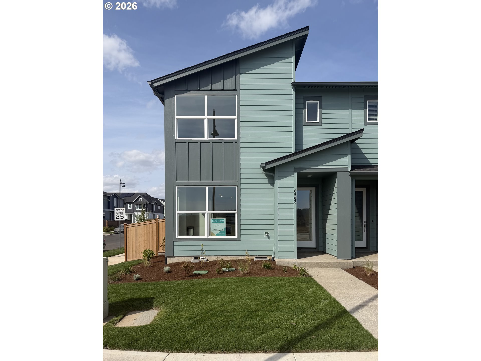 8503 SE Kinnaman ST Property Photo 1