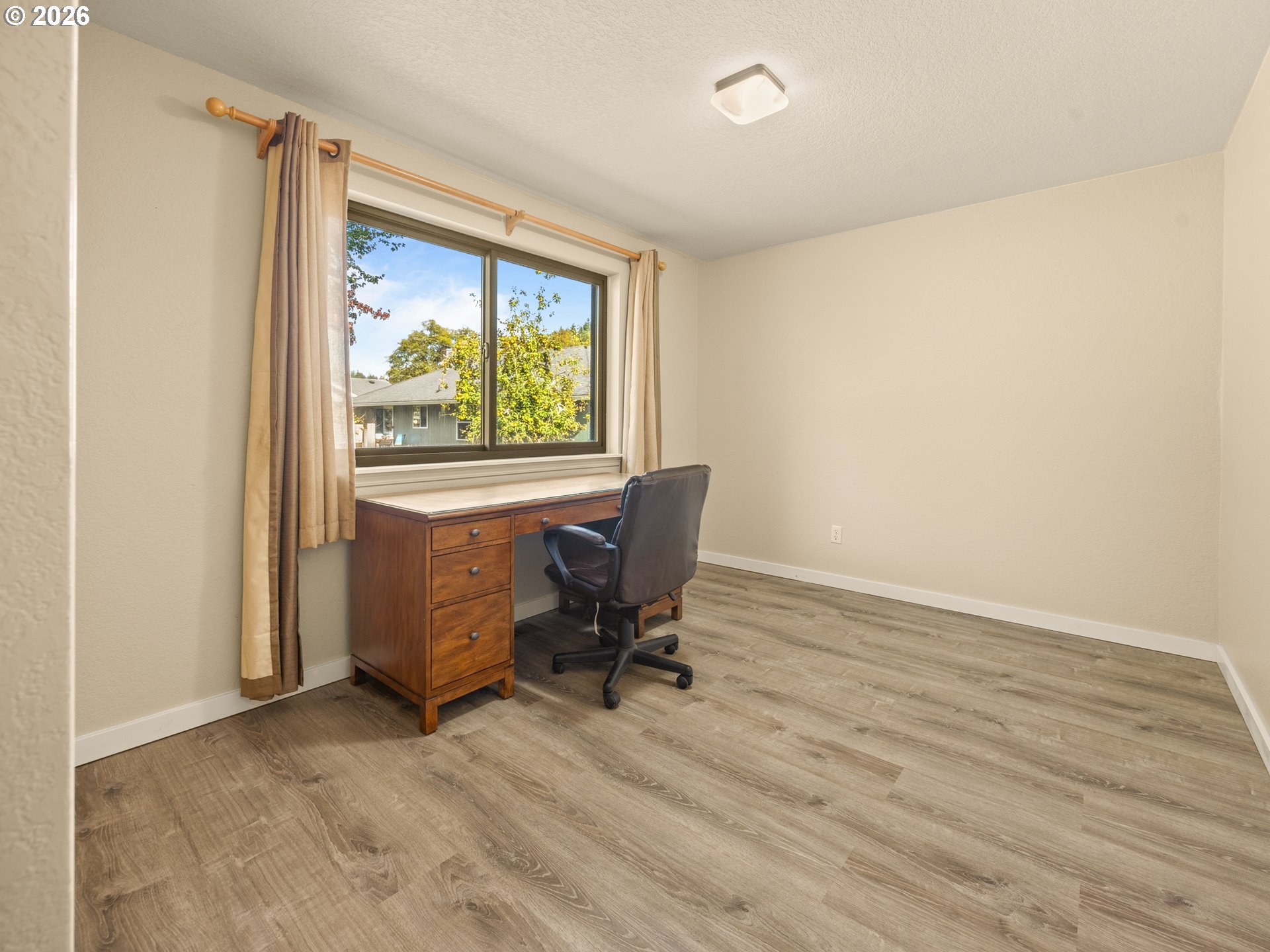 33737 Lake Front Dr Property Photo 15