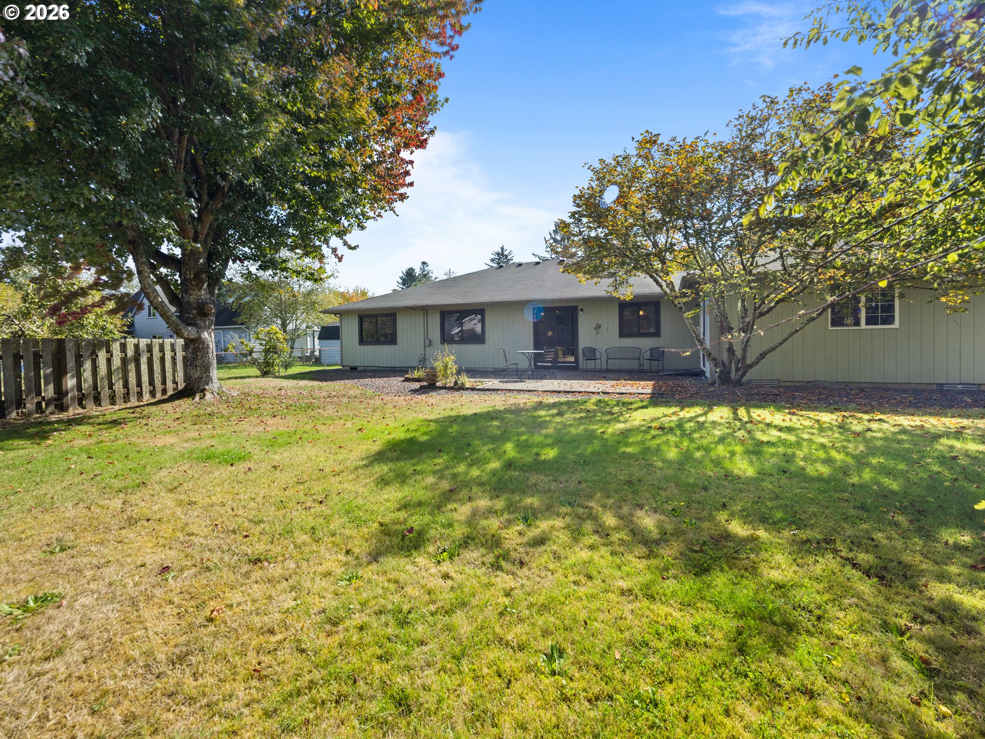 33737 Lake Front Dr Property Photo 22