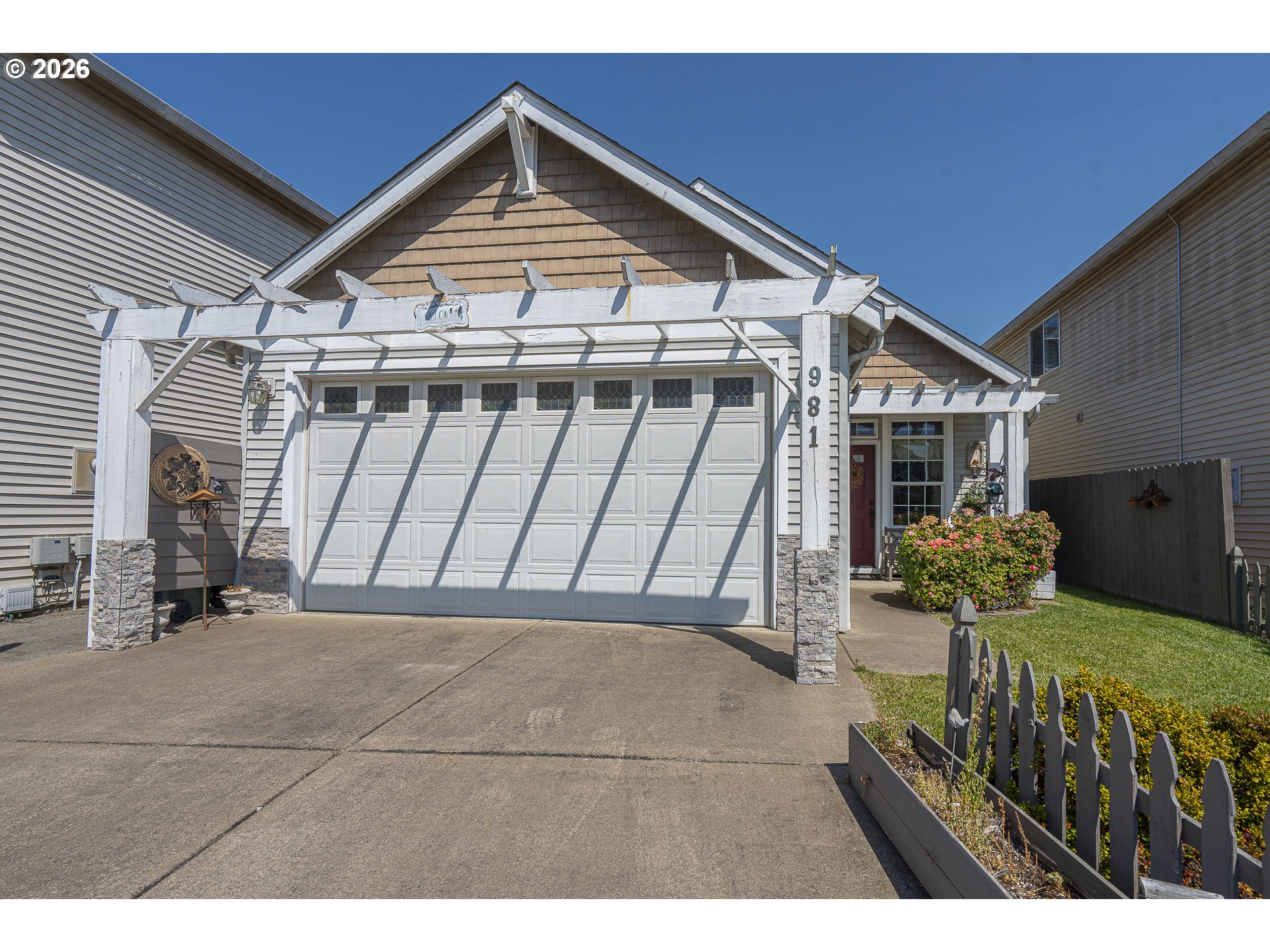 981 Wild Rose Ct Property Photo 1