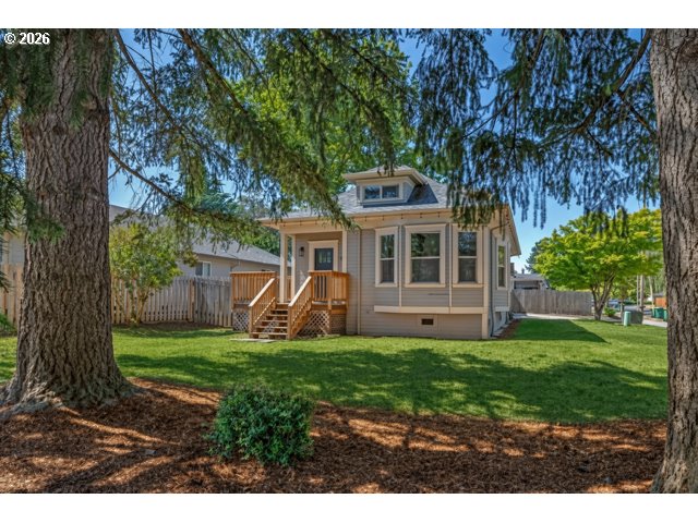5725 Sw Lombard Ave Property Photo 1
