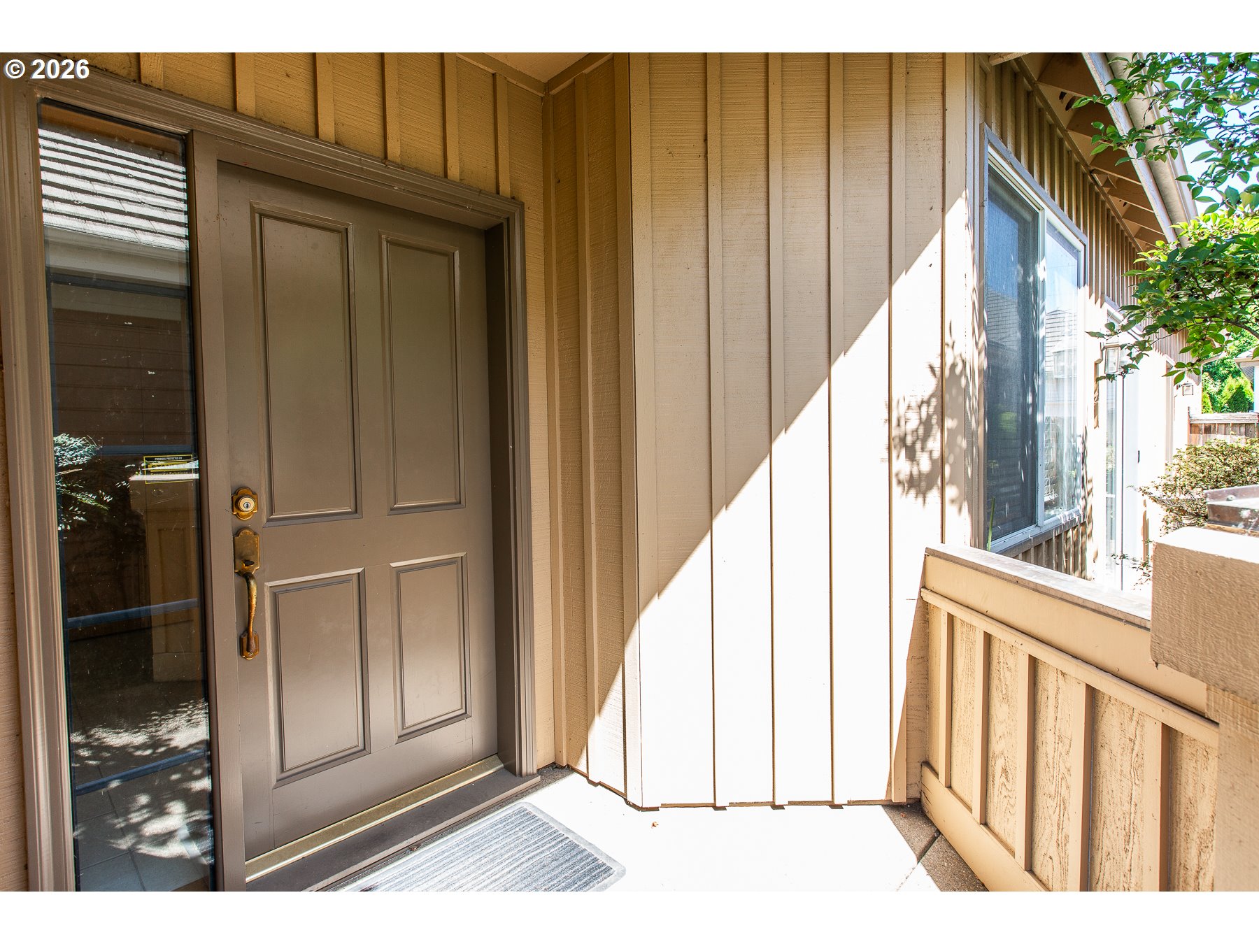 1875 Lake Cove Ave Property Photo 4