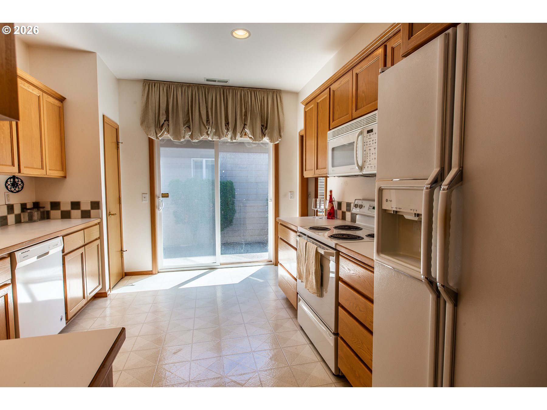 1875 Lake Cove Ave Property Photo 13