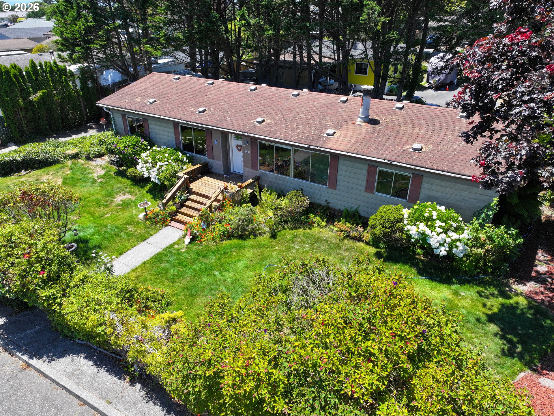 1029 Fifield St Property Photo 5