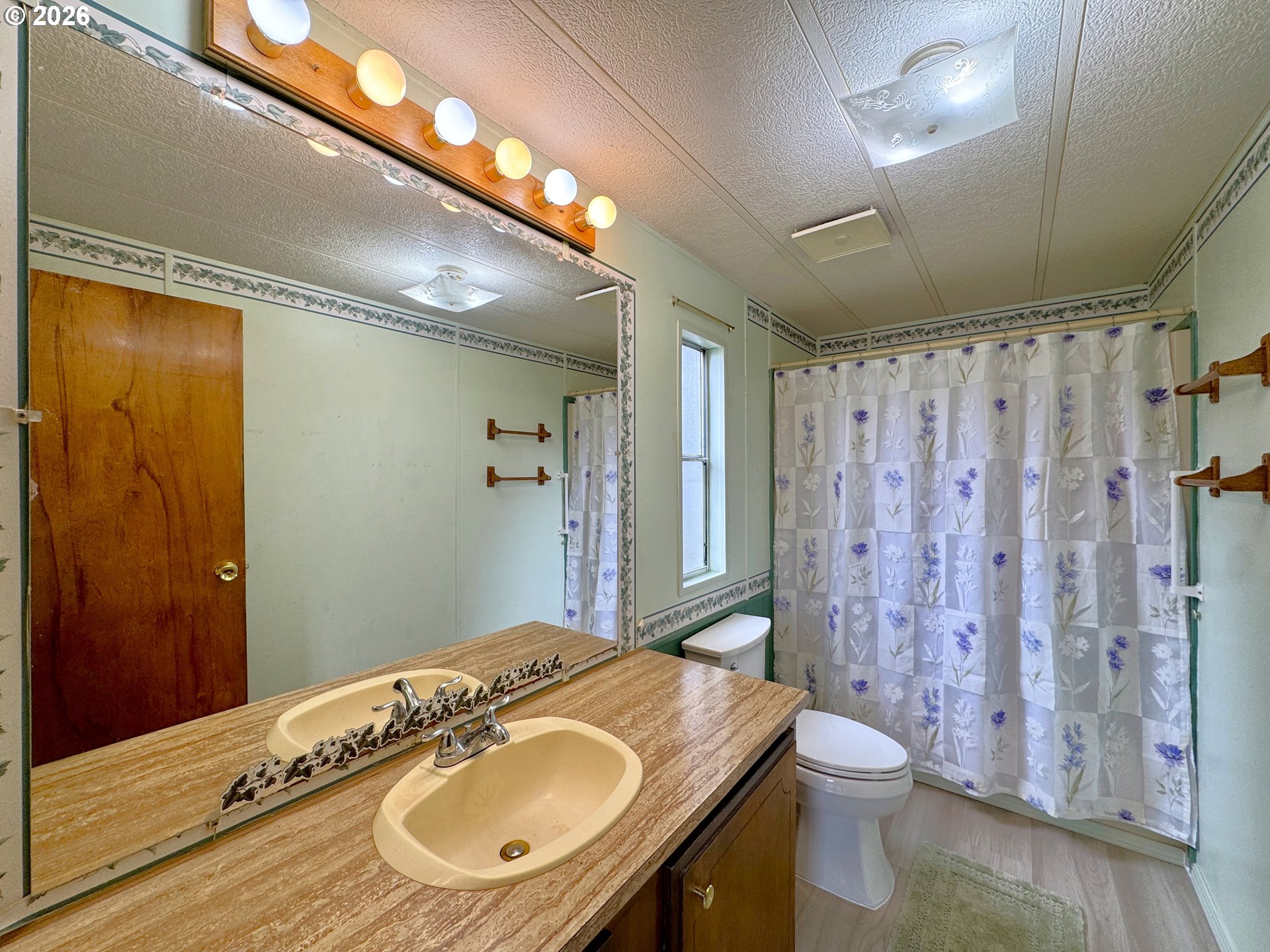 1029 Fifield St Property Photo 28